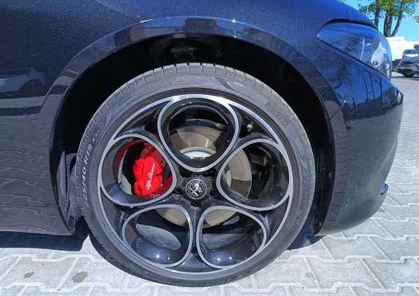 Alfa Romeo Giulia cena 229900 przebieg: 1, rok produkcji 2023 z Gdańsk małe 191